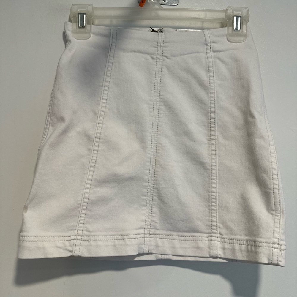 Free People Modern Femme Stark White Sz:0 paneled Rear Zip mini Pencil skirt